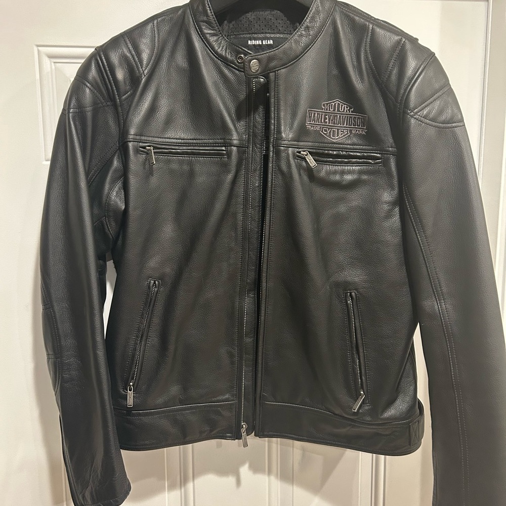 Black Bomber Leather Jacket with Smooth Finish and Fitted Design